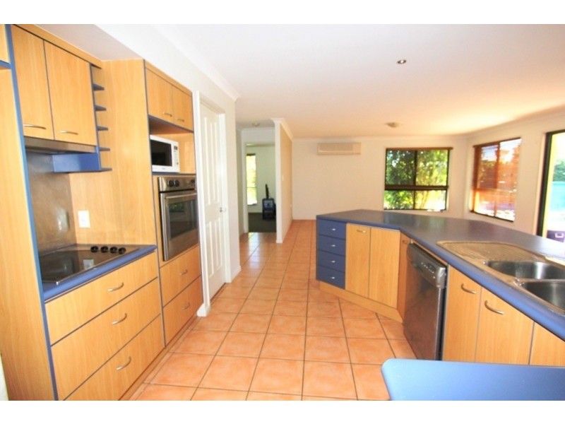 6 Haswell Court, Emerald QLD 4720