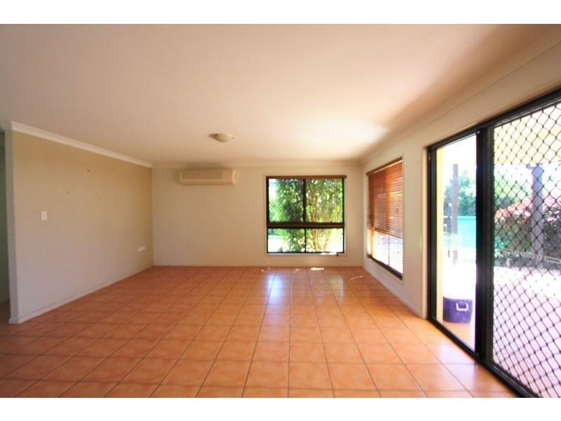 6 Haswell Court, Emerald QLD 4720