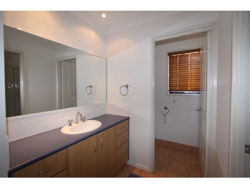 6 Haswell Court, Emerald QLD 4720