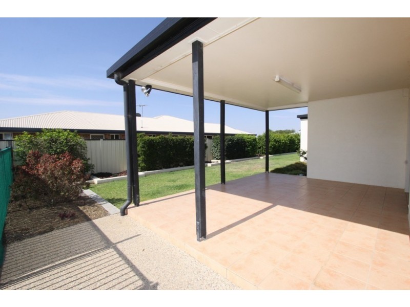 6 Haswell Court, Emerald QLD 4720