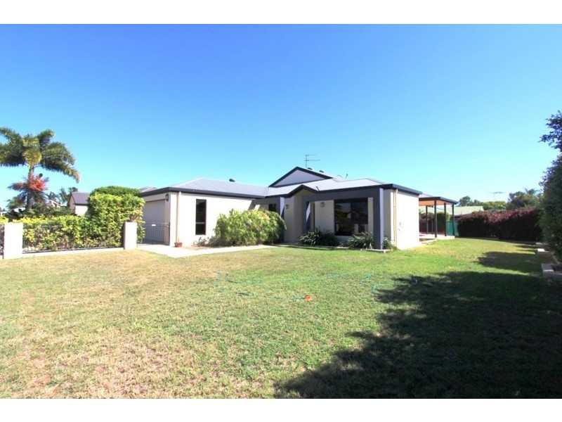 6 Haswell Court, Emerald QLD 4720