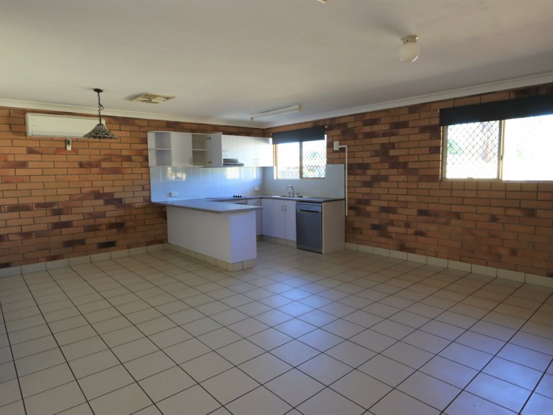 Unit 1/66 Esmond Street, Emerald QLD 4720