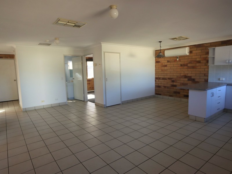 Unit 1/66 Esmond Street, Emerald QLD 4720