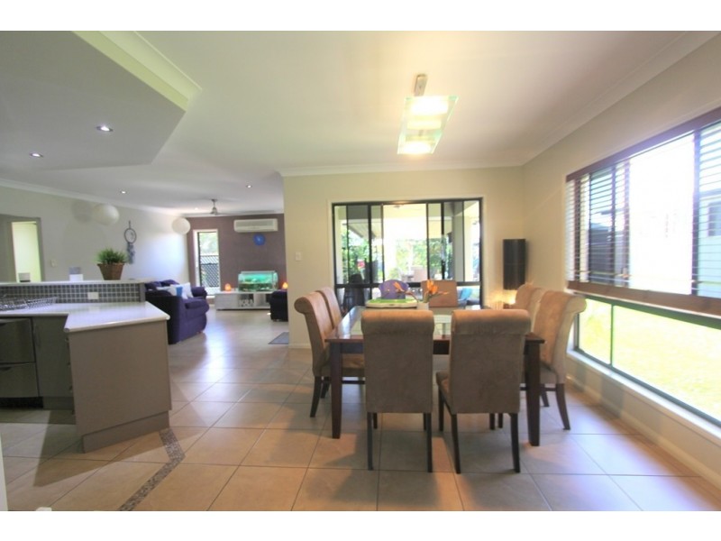 32 Callaghan Street, Emerald QLD 4720