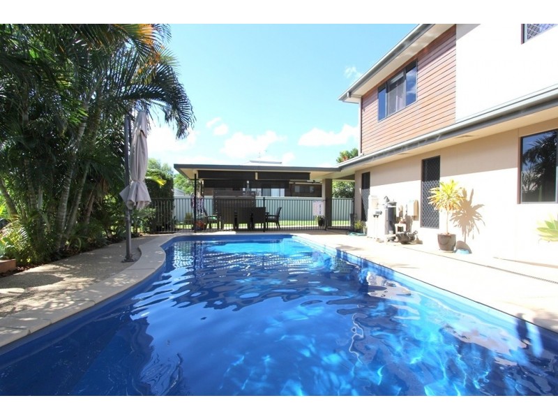 32 Callaghan Street, Emerald QLD 4720