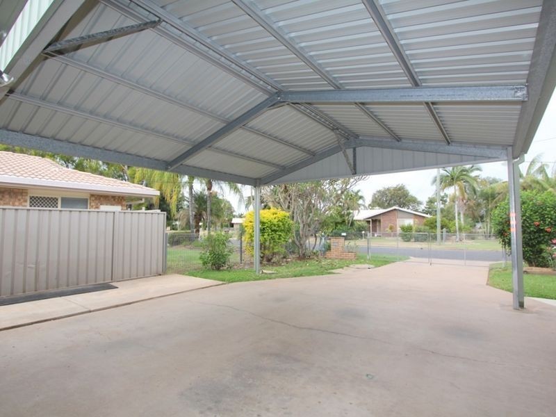 68 Staal Crescent, Emerald QLD 4720