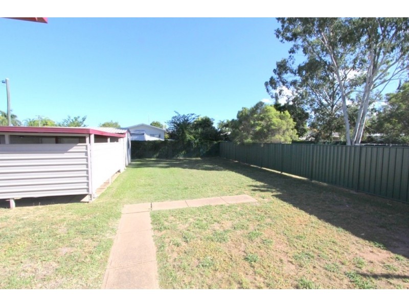 32 Harris St, Emerald QLD 4720