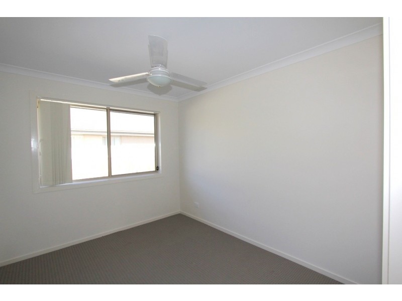 5 Onyx Street, Emerald QLD 4720