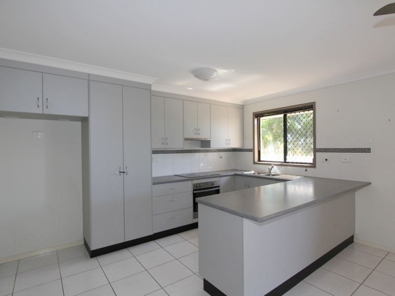 25 Berthun Street, Emerald QLD 4720