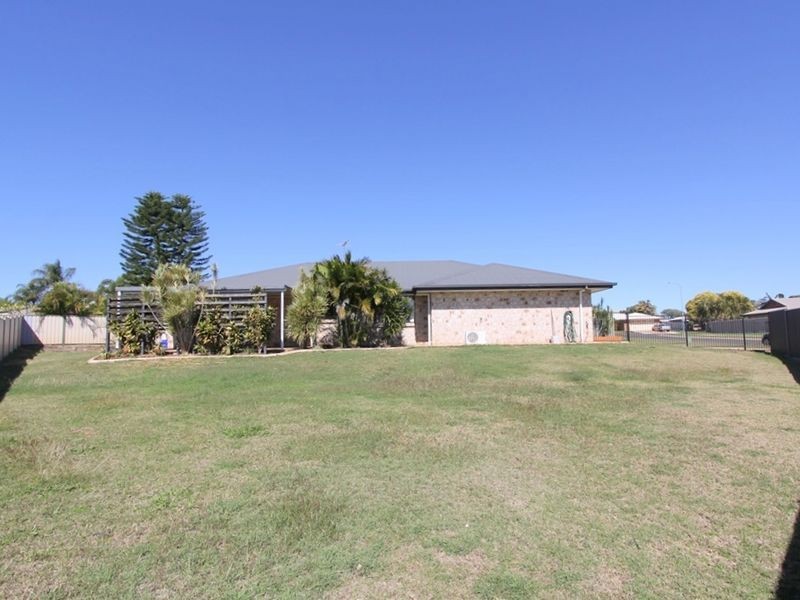 25 Berthun Street, Emerald QLD 4720