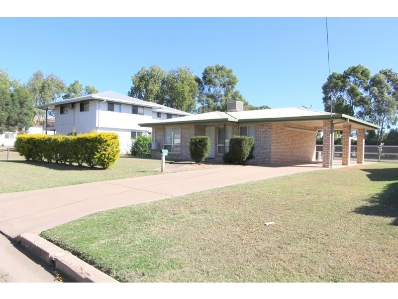 9 Barry Street, Emerald QLD 4720
