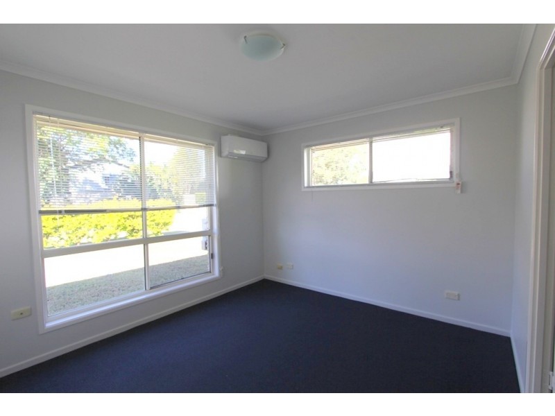 9 Barry Street, Emerald QLD 4720