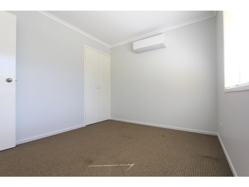 9 Barry Street, Emerald QLD 4720