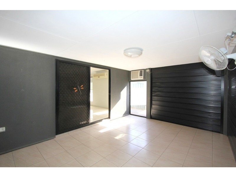 55 White Street, Emerald QLD 4720