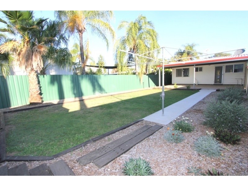 Unit 2/15 Campbell Street, Emerald QLD 4720