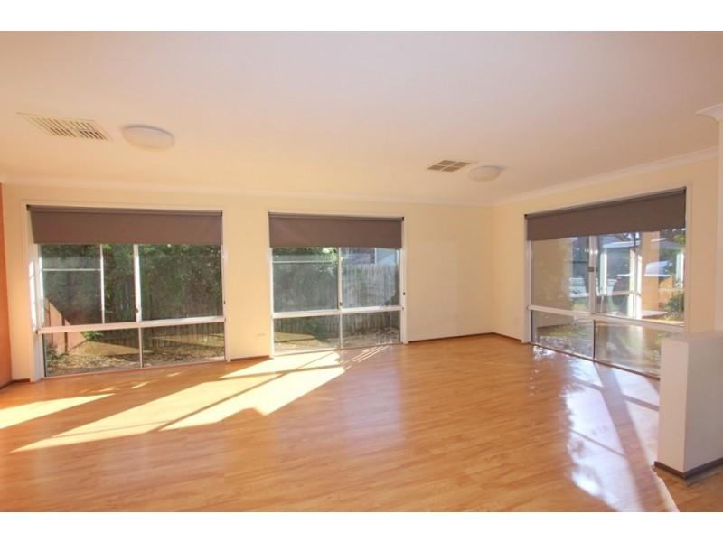 4 Kurrajong Close, Emerald QLD 4720