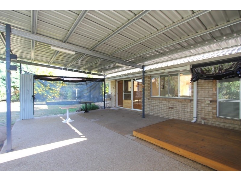 4 Kurrajong Close, Emerald QLD 4720