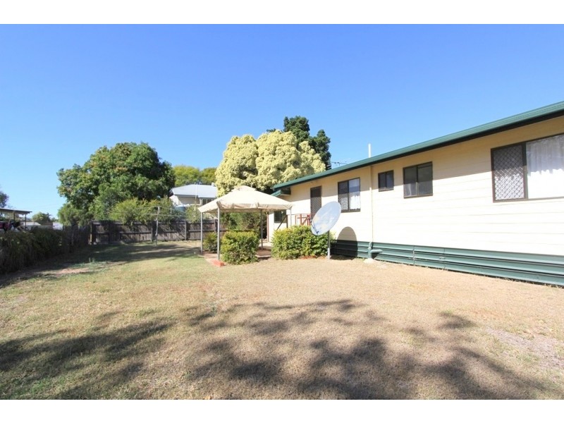 57 Esmond Street, Emerald QLD 4720