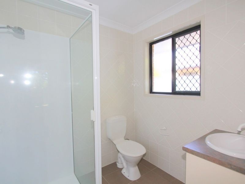 19 Vicki Close, Emerald QLD 4720