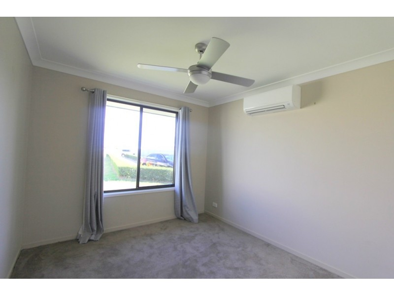 12 Baird Street, Emerald QLD 4720