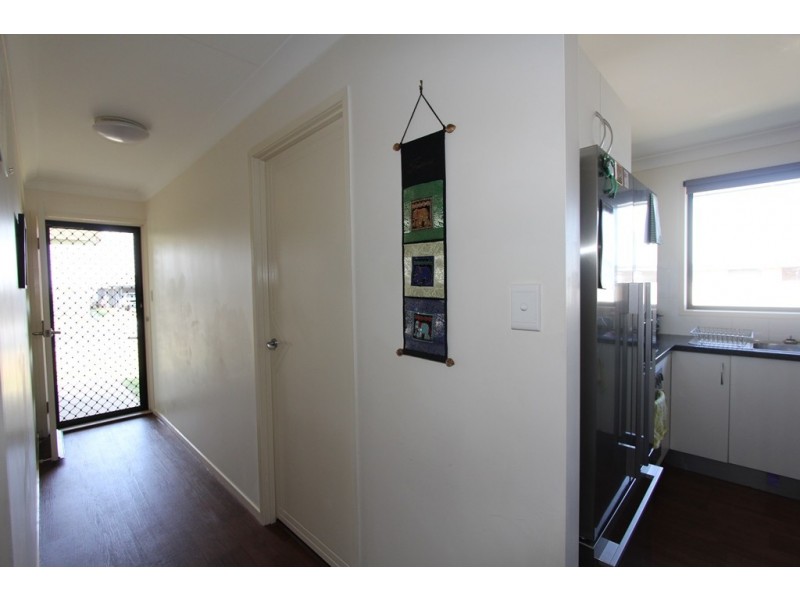 9 Mitchell Street, Emerald QLD 4720