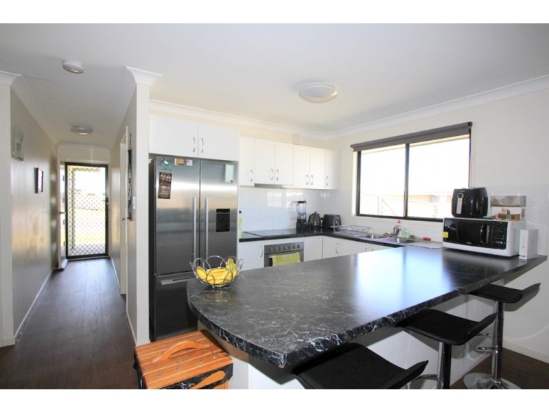 9 Mitchell Street, Emerald QLD 4720