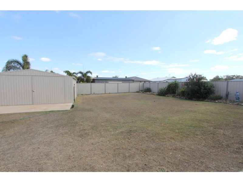 9 Mitchell Street, Emerald QLD 4720