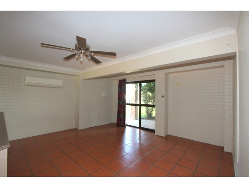 4 Buchholz Place, Emerald QLD 4720