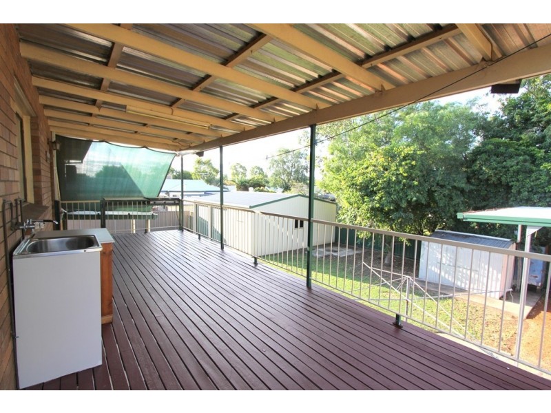 4 Buchholz Place, Emerald QLD 4720