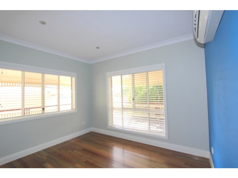 52 Kidd Street, Emerald QLD 4720