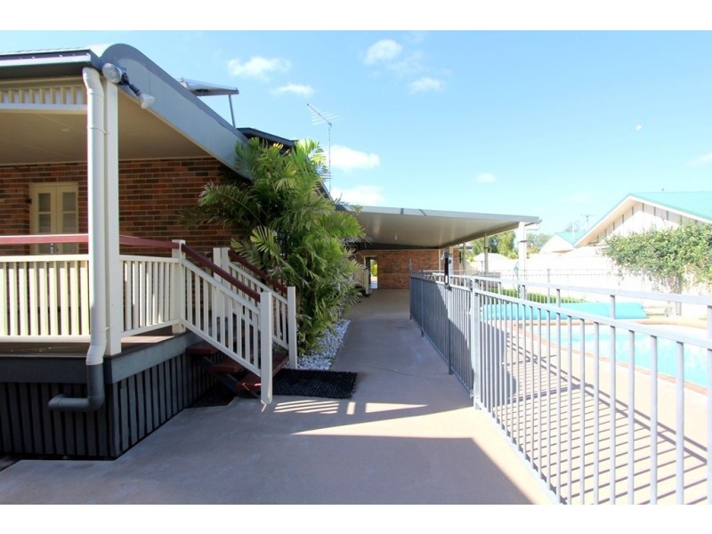 52 Kidd Street, Emerald QLD 4720