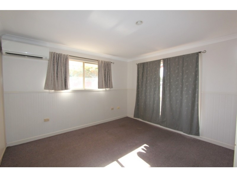 2B Statesman Drive, Emerald QLD 4720