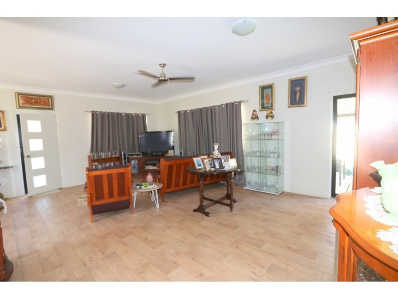 3 Roseanne Road, Emerald QLD 4720