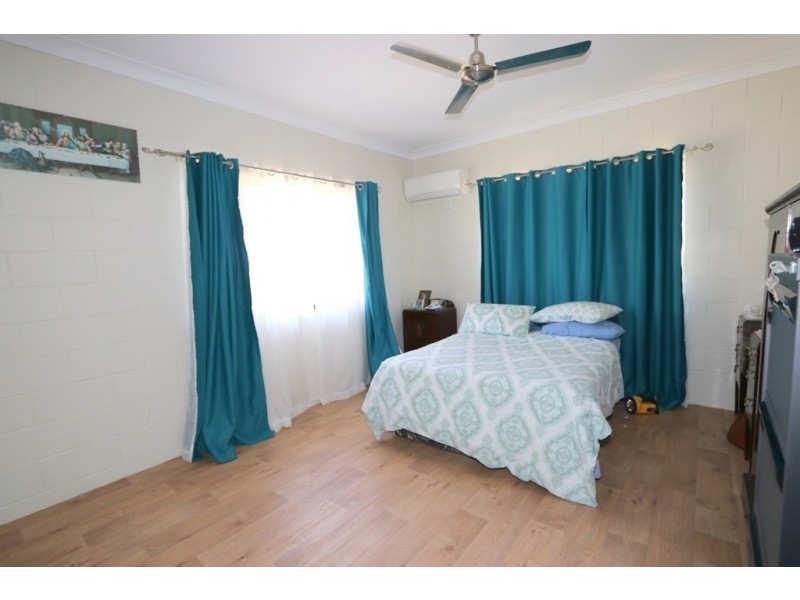 3 Roseanne Road, Emerald QLD 4720