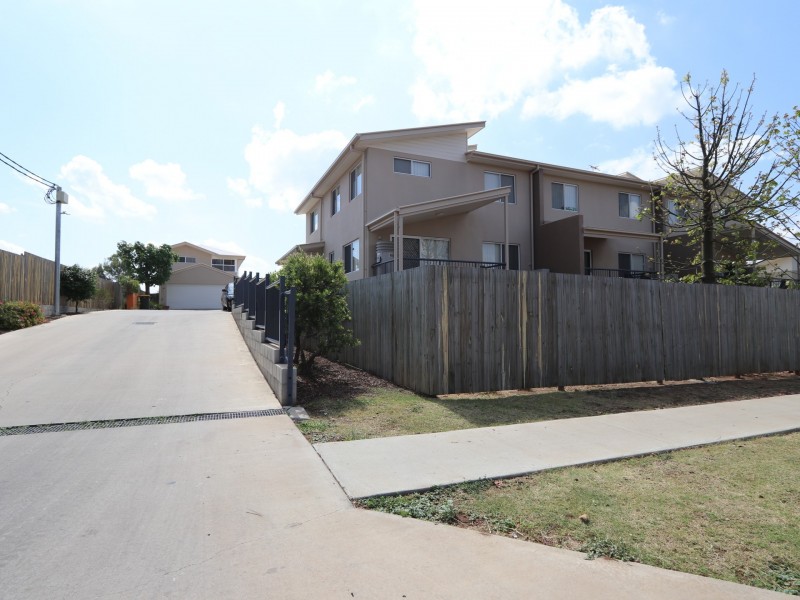 Unit 1/6 Sullivan Street, Emerald QLD 4720