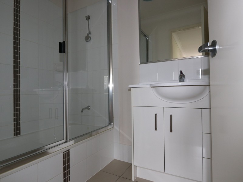 Unit 1/6 Sullivan Street, Emerald QLD 4720