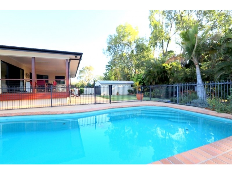 4A Crinum Crescent, Emerald QLD 4720