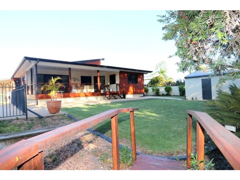 4A Crinum Crescent, Emerald QLD 4720