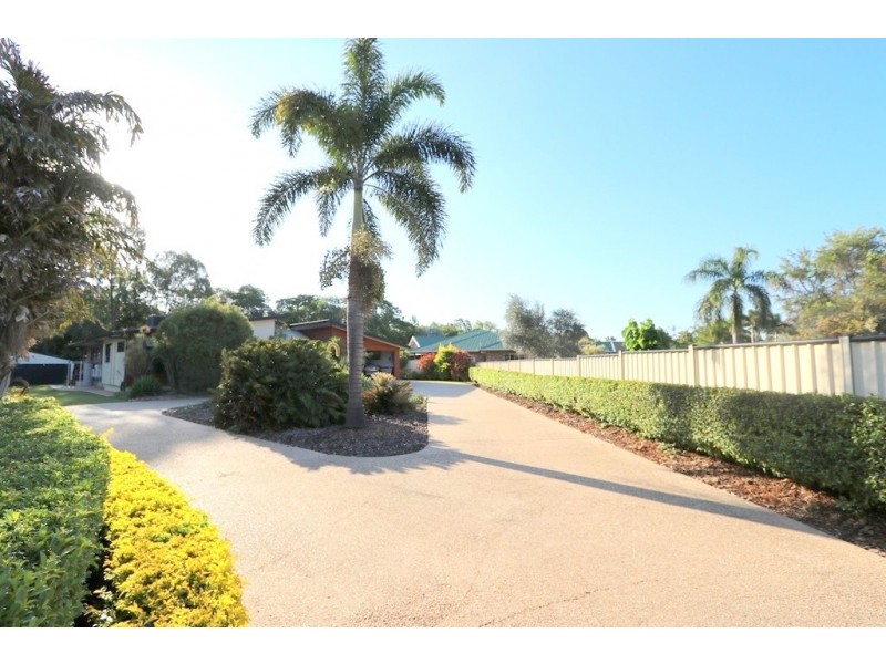 4A Crinum Crescent, Emerald QLD 4720