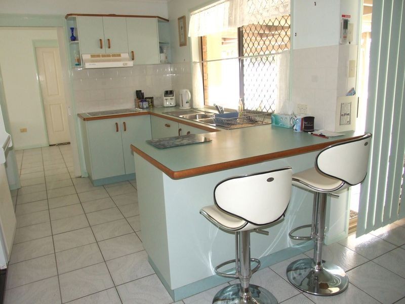 6 Rialto Court, Urangan QLD 4655