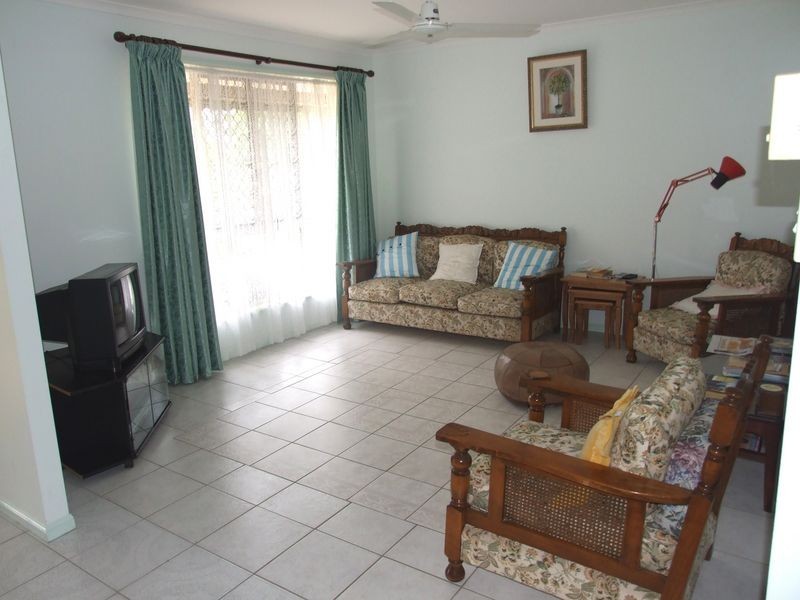 6 Rialto Court, Urangan QLD 4655