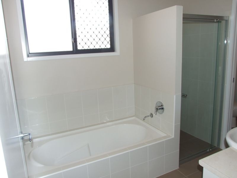 44 Honiton Street, Torquay QLD 4655