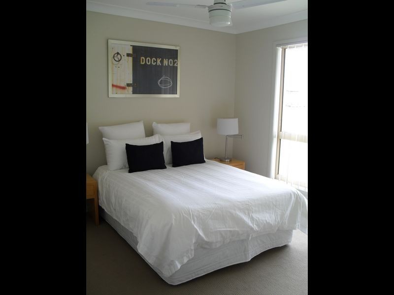 1 Peat Court, Wondunna QLD 4655