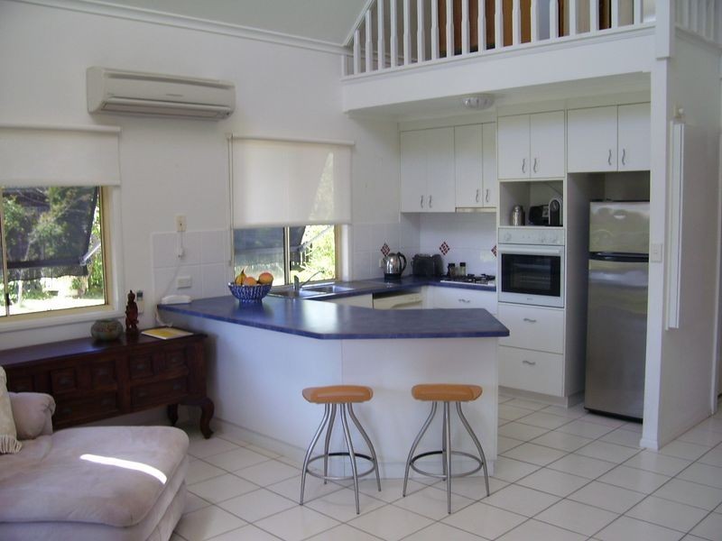 15 Lakeside Drive, Burrum Heads QLD 4659