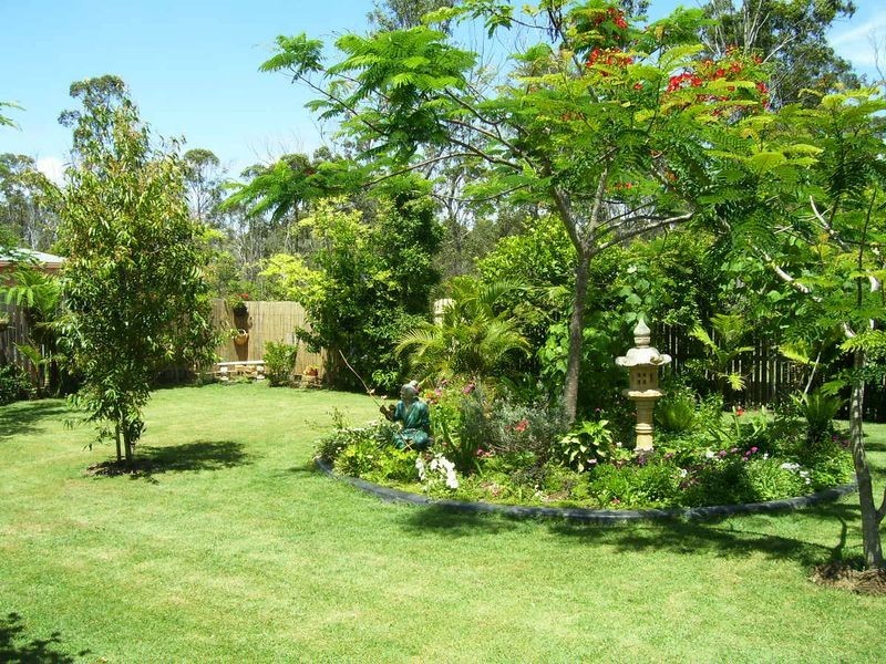 15 Lakeside Drive, Burrum Heads QLD 4659