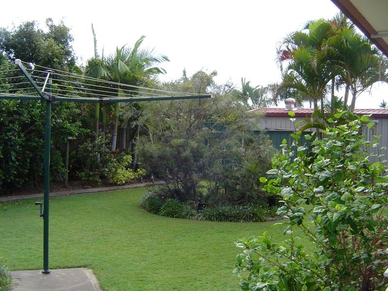 55 Bowerbird Avenue, Eli Waters QLD 4655