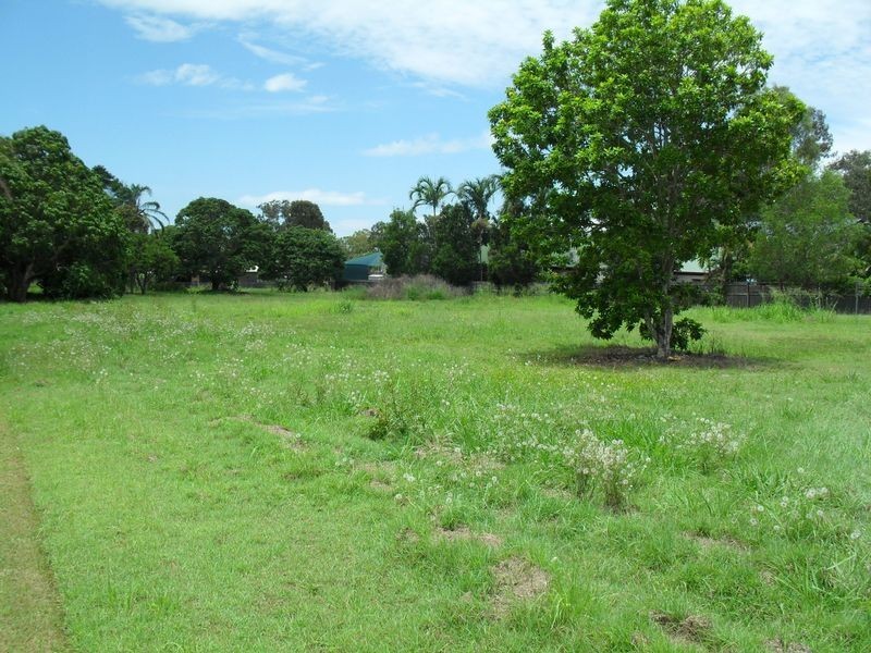 40-42 Totness Street, Torquay QLD 4655