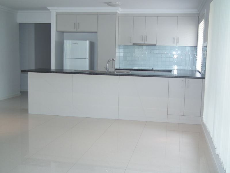 17 Bay Breeze Close, Wondunna QLD 4655