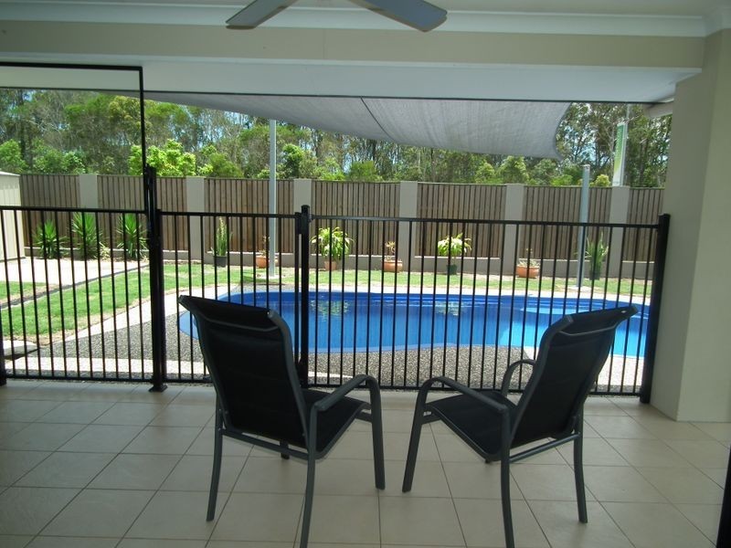 17 Bay Breeze Close, Wondunna QLD 4655