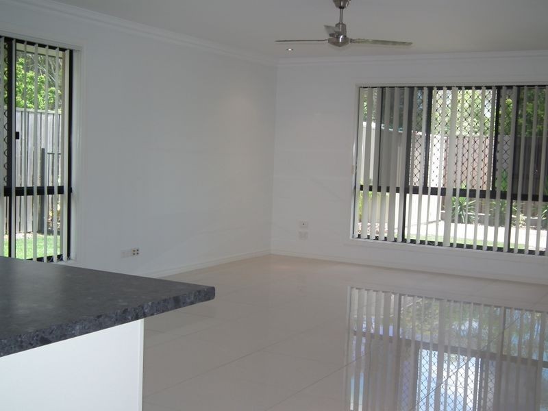 17 Bay Breeze Close, Wondunna QLD 4655